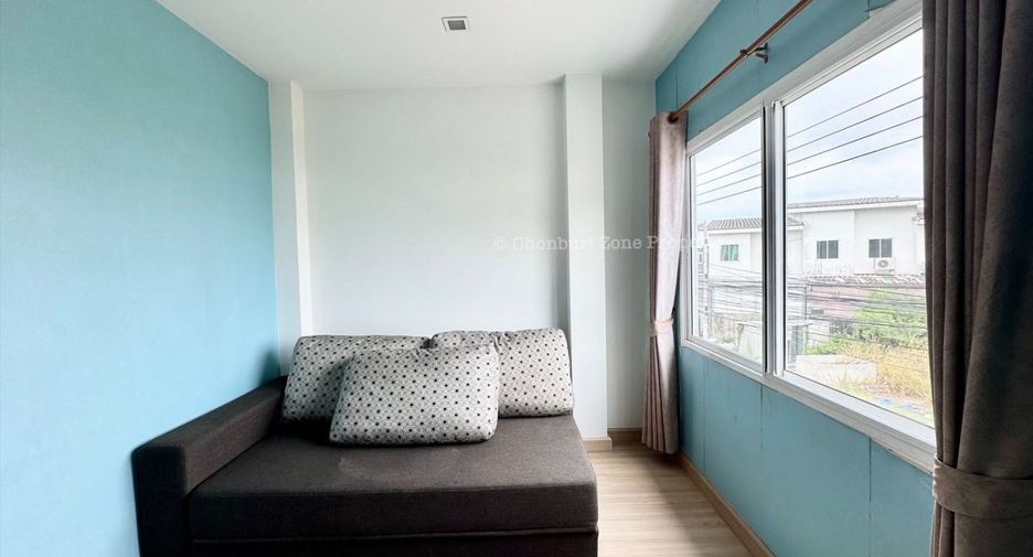 Haus zum Kauf mit 3 Zimmer in Si Racha, Chonburi