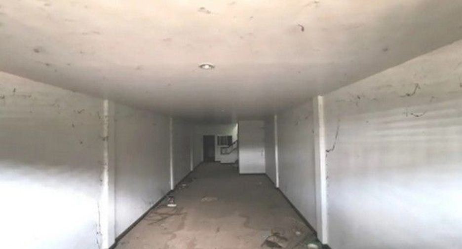 For sale 1 bed retail Space in Mueang Amnat Charoen, Amnat Charoen