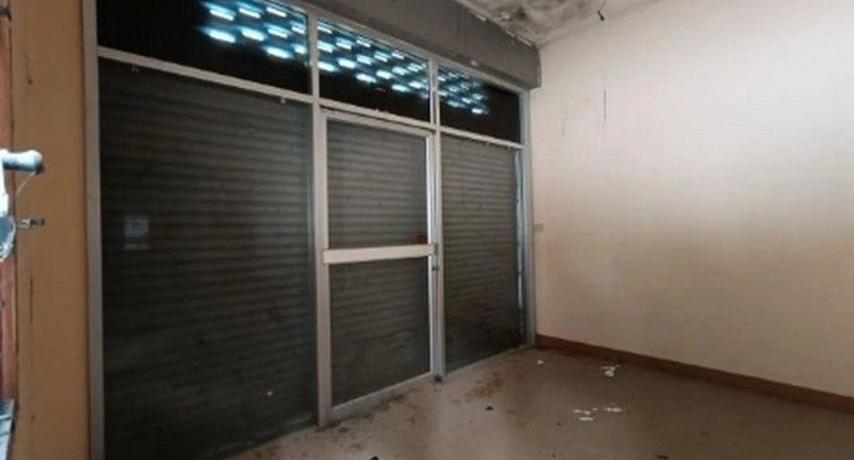 For sale 1 bed retail Space in Chae Hom, Lampang
