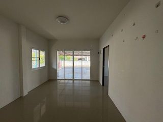 Haus zum Kauf mit 2 Zimmer in Ban Khai, Rayong