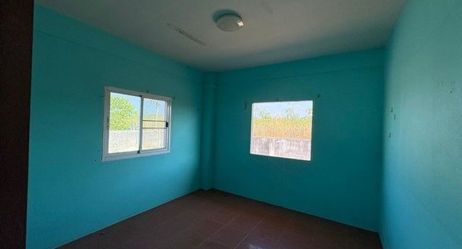 Casa en venta de 2 habitaciones en Ban Khai, Rayong