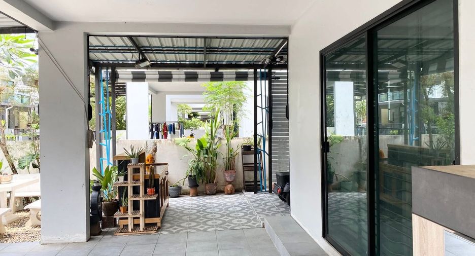For rent 4 bedrooms house in Si Racha, Chonburi