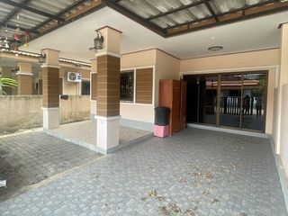 For sale 2 bedrooms townhouse in Ban Khai, Rayong