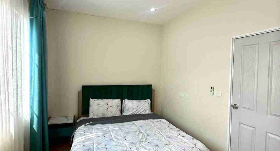 Reihenhaus zum Kauf mit 4 Zimmer in Bang Lamung, Chonburi