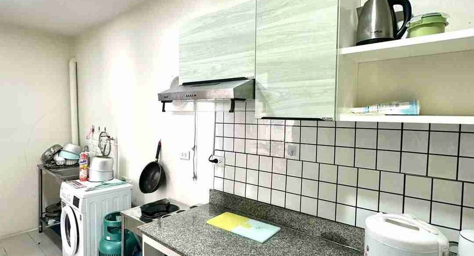 Reihenhaus zum Kauf mit 4 Zimmer in Bang Lamung, Chonburi