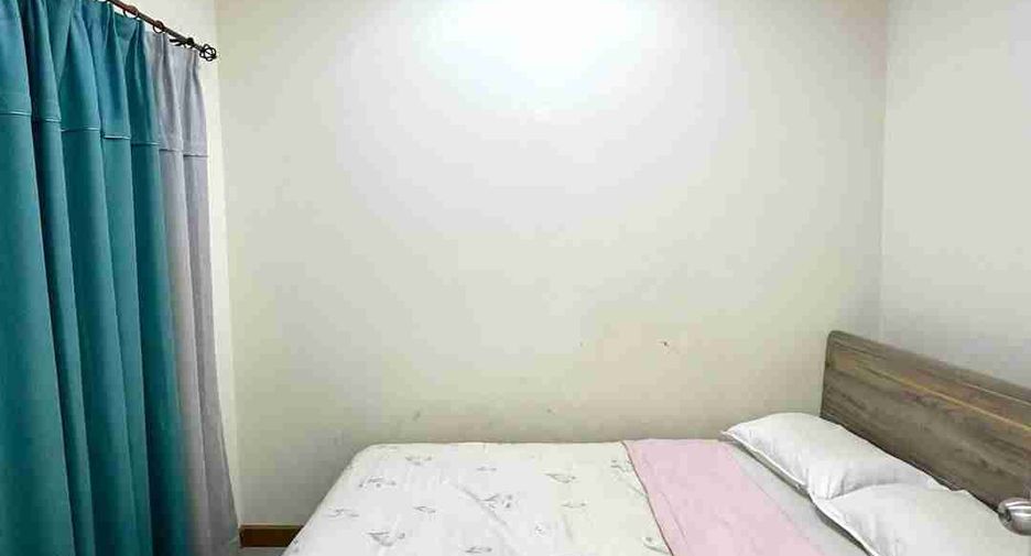 Reihenhaus zum Kauf mit 4 Zimmer in Bang Lamung, Chonburi