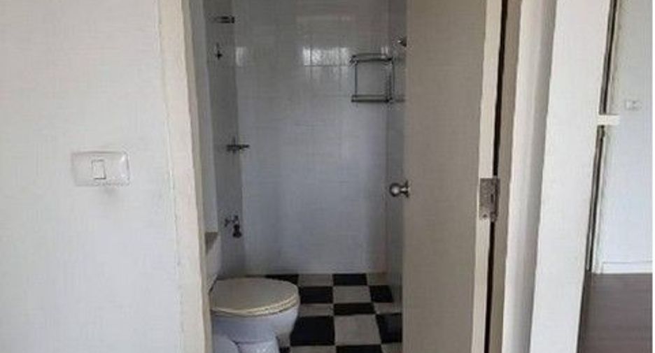 Wohnung zum Kauf mit 1 Zimmer in Yan Nawa, Bangkok