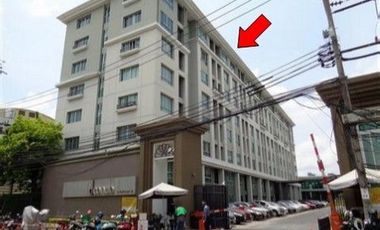 Wohnung zum Kauf mit 1 Zimmer in Yan Nawa, Bangkok