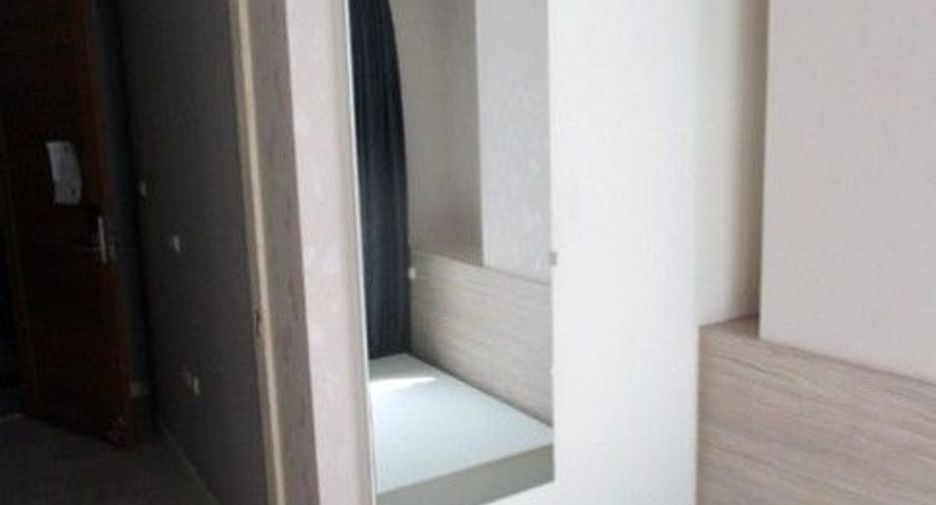 For sale 1 bed condo in Huai Khwang, Bangkok