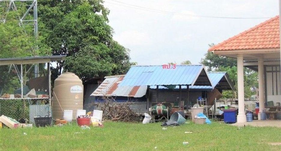 For sale 4 bedrooms house in Mueang Amnat Charoen, Amnat Charoen