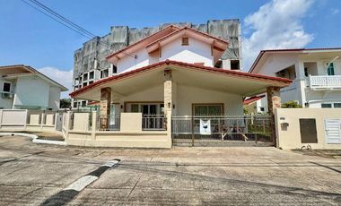 For rent 4 bedrooms house in Jomtien, Pattaya