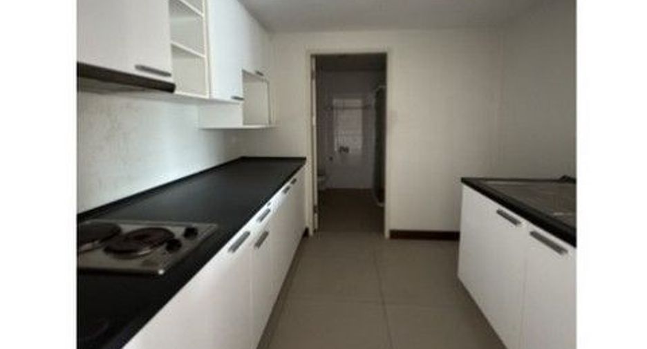 For sale 1 bed condo in Bang Na, Bangkok