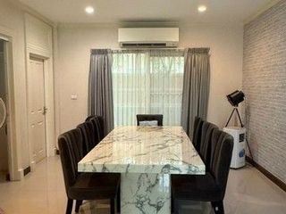 For rent 4 ベッドルーム house in Bang Khae, Bangkok