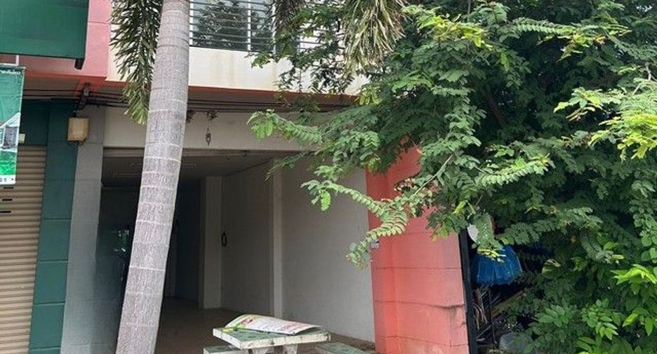 For sale 2 bedrooms retail Space in Loeng Nok Tha, Yasothon