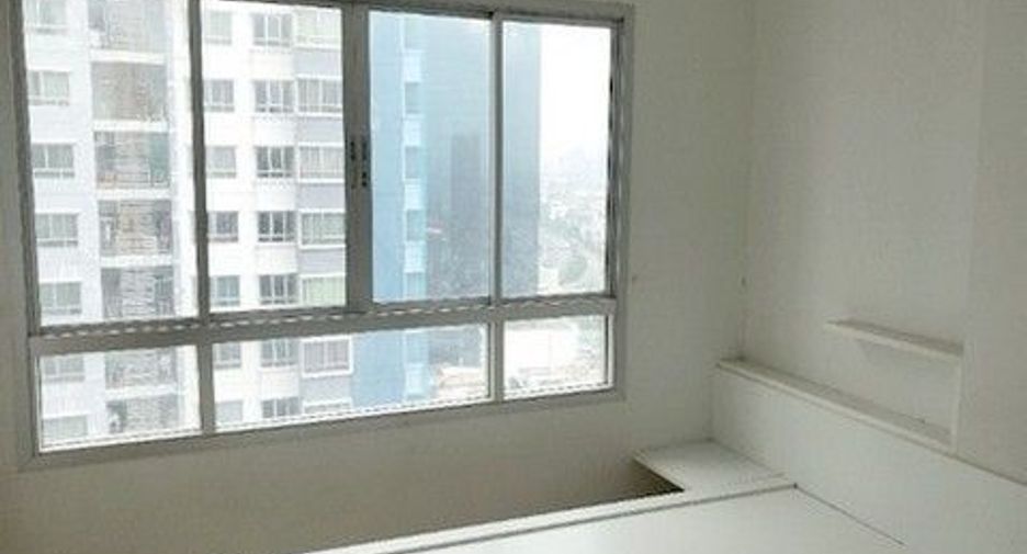 For sale 1 bed condo in Yan Nawa, Bangkok