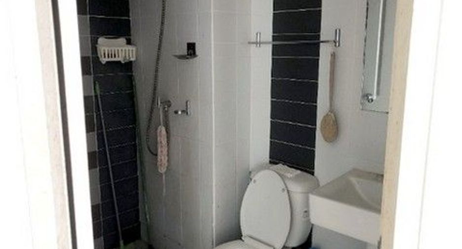 For sale 1 bed condo in Yan Nawa, Bangkok