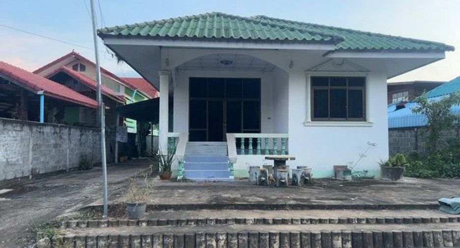 For sale 3 bedrooms retail Space in Loeng Nok Tha, Yasothon