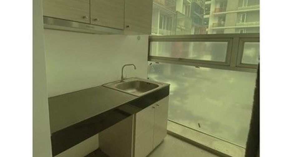 For sale 1 bed condo in Huai Khwang, Bangkok