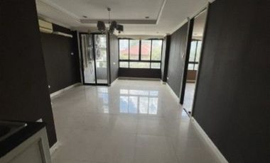 À vendre 1 chambre condo à Lat Phrao, Bangkok