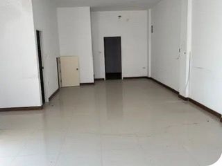 À vendre 1 chambre local commercial à Bang Bua Thong, Nonthaburi