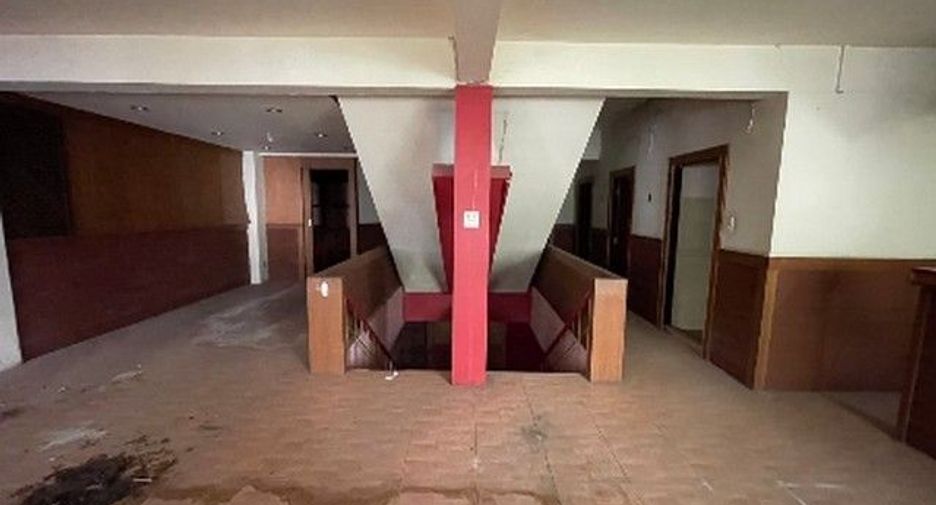 For sale 1 bed retail Space in Chok Chai, Nakhon Ratchasima