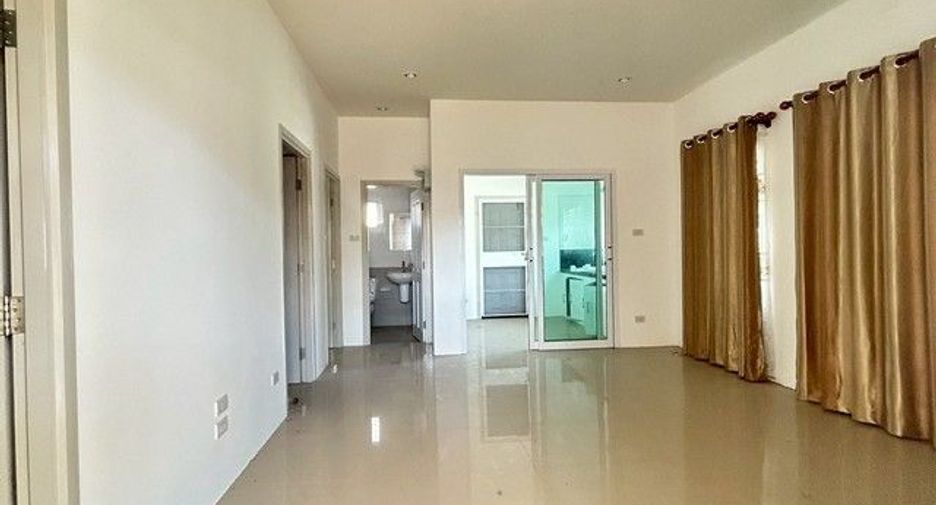 Casa en venta de 3 habitaciones en Chok Chai, Nakhon Ratchasima