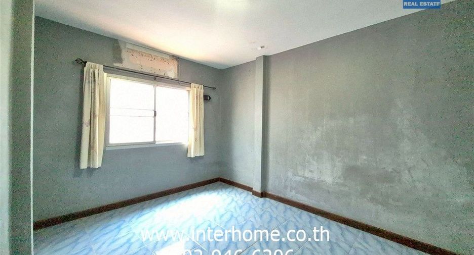 Casa en venta de 3 habitaciones en Krathum Baen, Samut Sakhon