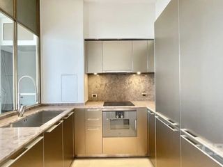 Condo en venta de 2 habitaciones en Khlong San, Bangkok