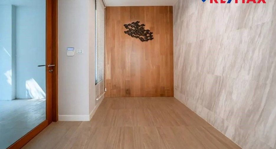 For sale 3 bedrooms house in Sattahip, Chonburi
