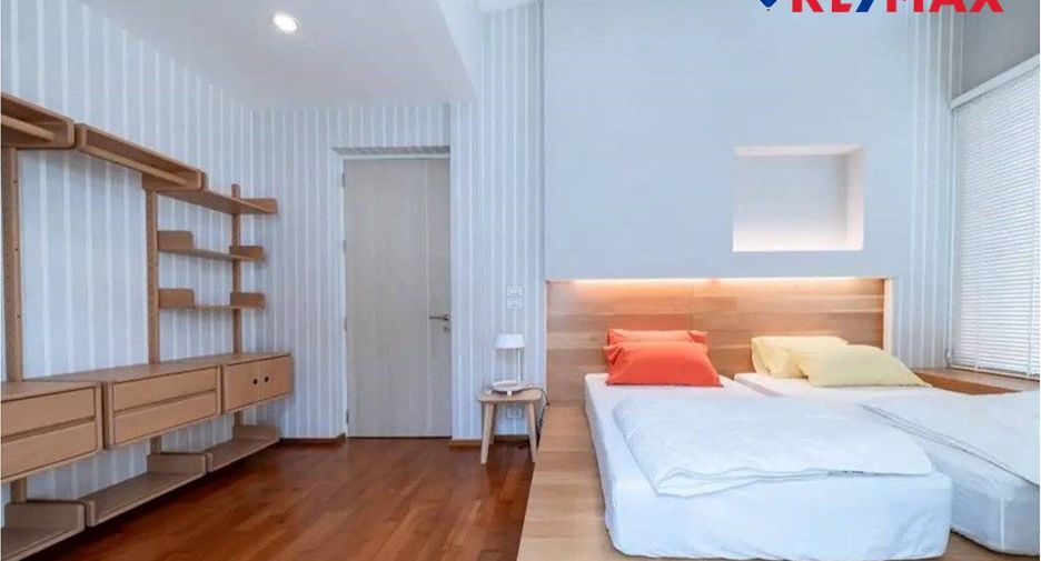 For sale 3 bedrooms house in Sattahip, Chonburi