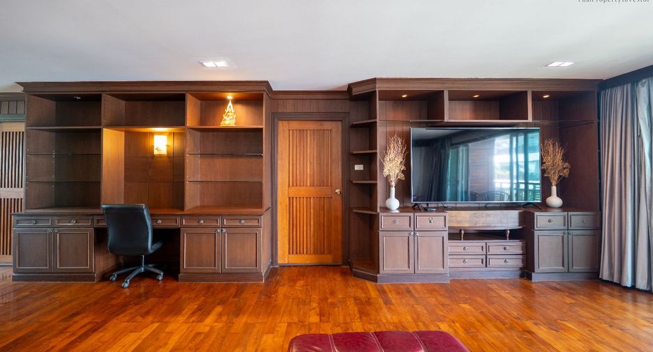 For sale 2 bedrooms condo in Cha Am, Phetchaburi