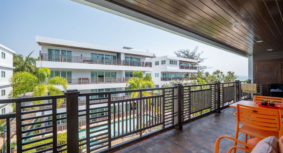 For sale 2 bedrooms condo in Cha Am, Phetchaburi