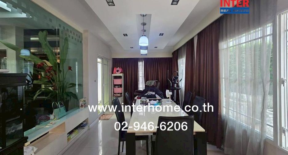 For sale 3 bedrooms house in Khan Na Yao, Bangkok