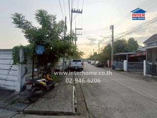 For sale 3 bedrooms townhouse in Mueang Samut Sakhon, Samut Sakhon