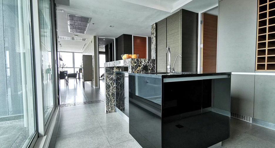 Wohnung zur Miete mit 4 Zimmer in Sathon, Bangkok