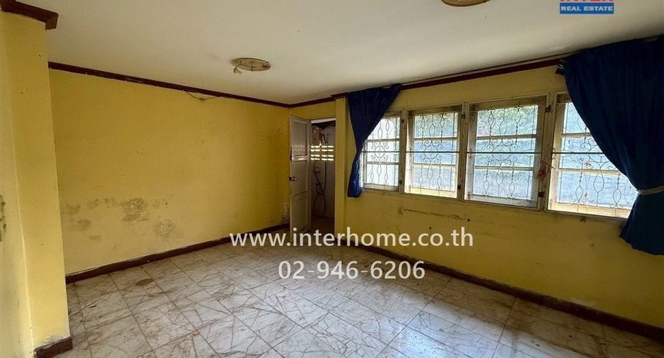 For sale 10 bedrooms house in Bang Kapi, Bangkok