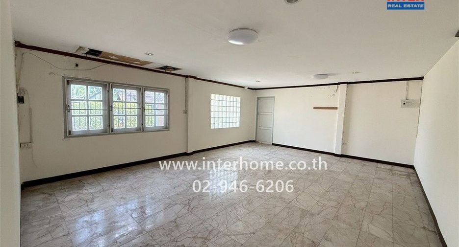 For sale 10 bedrooms house in Bang Kapi, Bangkok