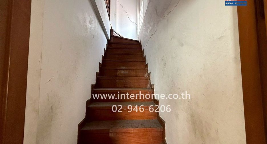 For sale 10 bedrooms house in Bang Kapi, Bangkok