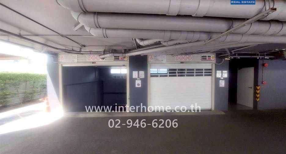 For sale 1 bed condo in Huai Khwang, Bangkok