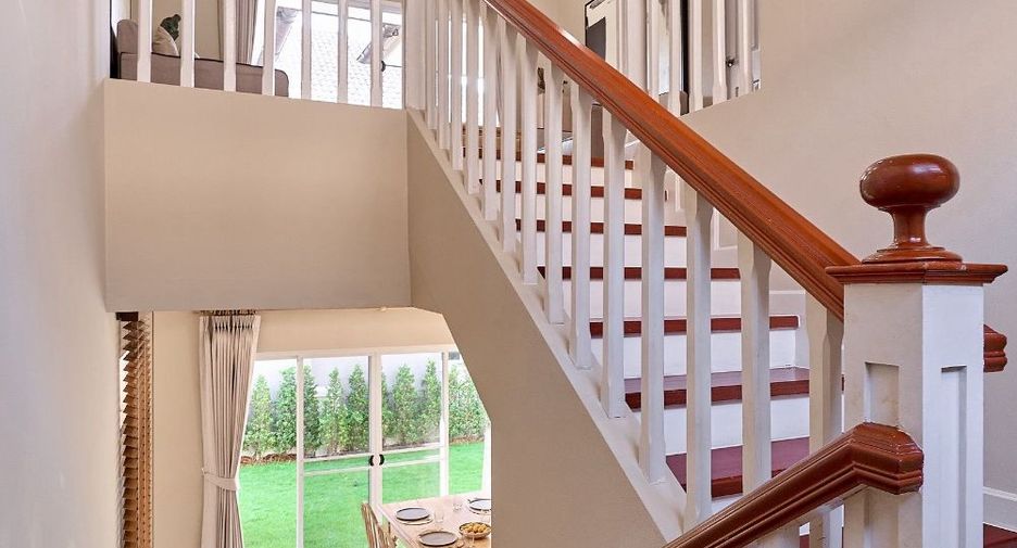 For sale 4 bedrooms house in Mueang Chiang Mai, Chiang Mai