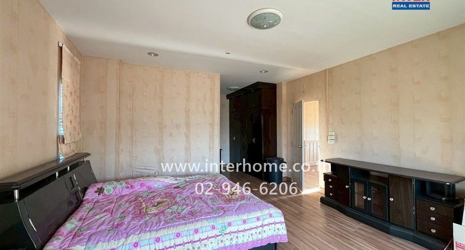 Haus zum Kauf mit 3 Zimmer in Bang Bon, Bangkok