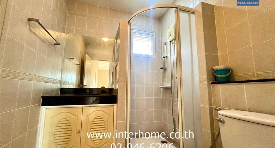 Haus zum Kauf mit 3 Zimmer in Bang Bon, Bangkok
