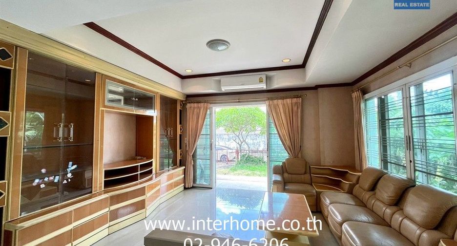 Haus zum Kauf mit 3 Zimmer in Bang Bon, Bangkok
