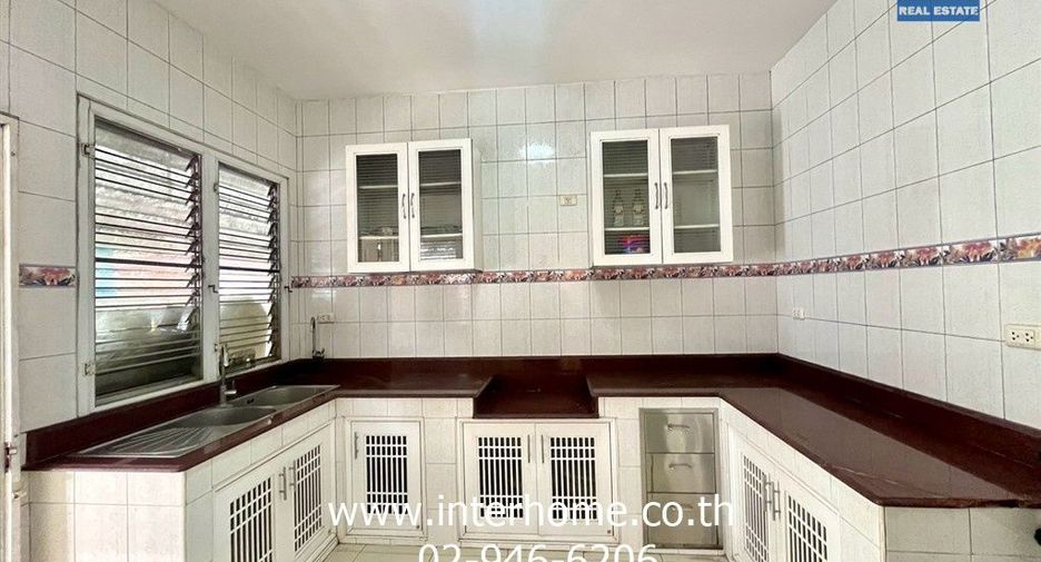 Haus zum Kauf mit 3 Zimmer in Bang Bon, Bangkok