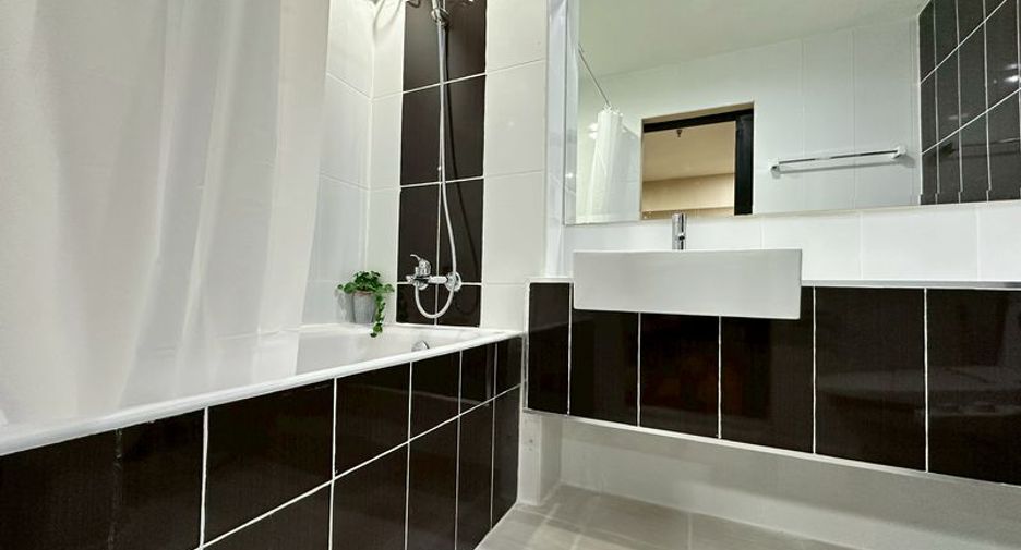 Condo en venta de 1 habitaciones en Si Racha, Chonburi