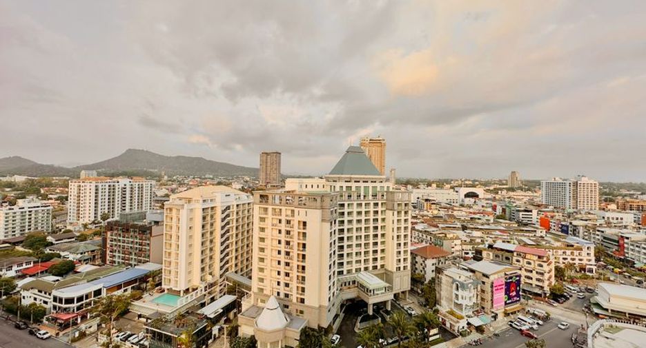 Condo en venta de 1 habitaciones en Si Racha, Chonburi