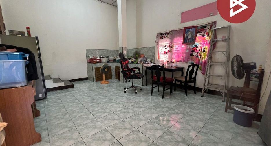 Haus zum Kauf mit 5 Zimmer in Mueang Nakhon Pathom, Nakhon Pathom