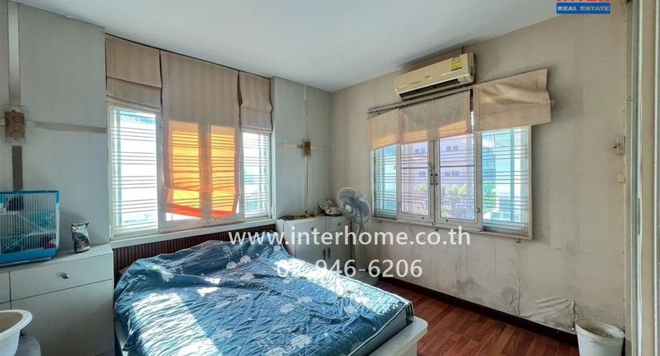 Haus zum Kauf mit 10 Zimmer in Bang Bon, Bangkok