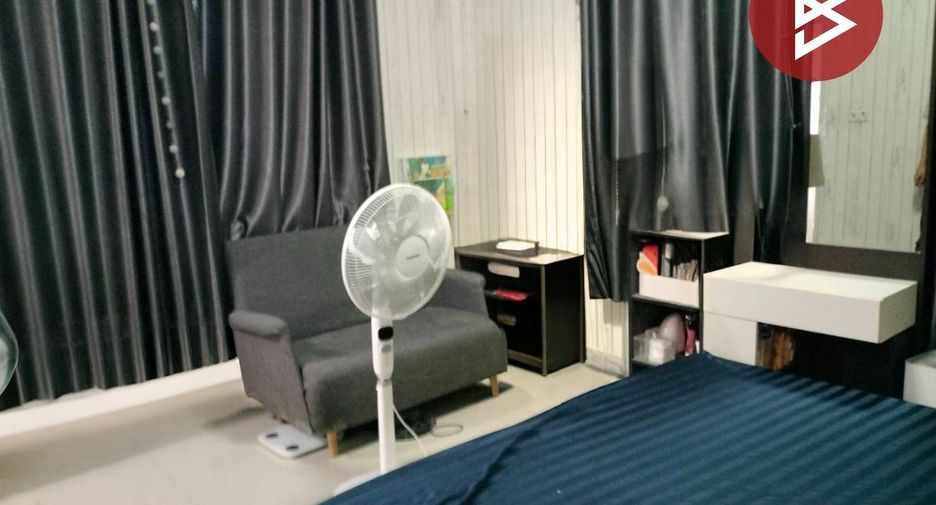 For sale 2 ベッドルーム house in Ban Bueng, Chonburi