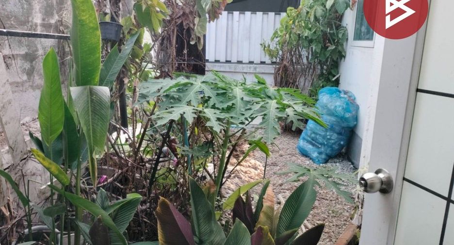 For sale 2 ベッドルーム house in Ban Bueng, Chonburi